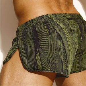 Charlie by MZ Mens L, Charlie by MZ, Liquid Short, Banana Leaf, MSRP $265